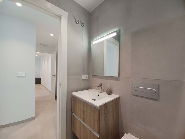 Image No.20-3 Bed Villa for sale