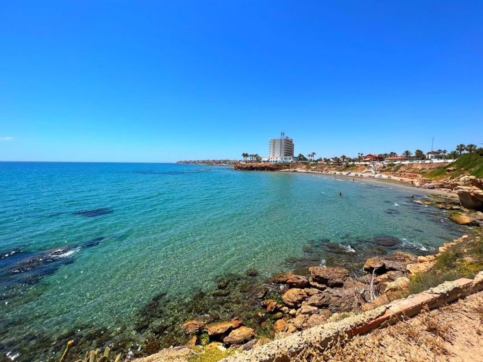 Image No.23-3 Bed Villa for sale