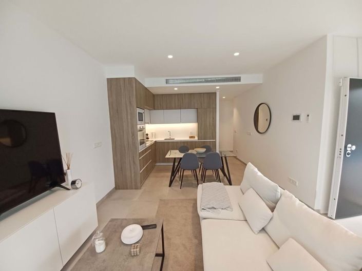 Image No.7-3 Bed Villa for sale