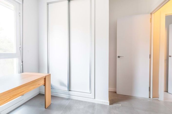 Image No.15-3 Bed Apartment for sale