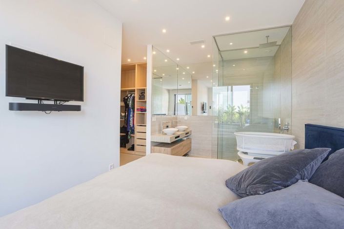 Image No.20-3 Bed Villa for sale