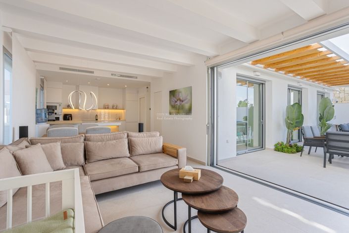 Image No.7-3 Bed Villa for sale