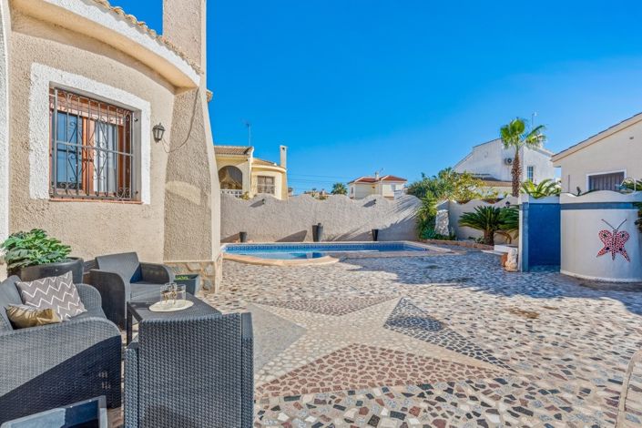 Image No.24-3 Bed Villa for sale