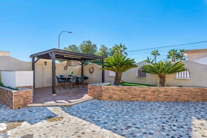 Image No.25-3 Bed Villa for sale