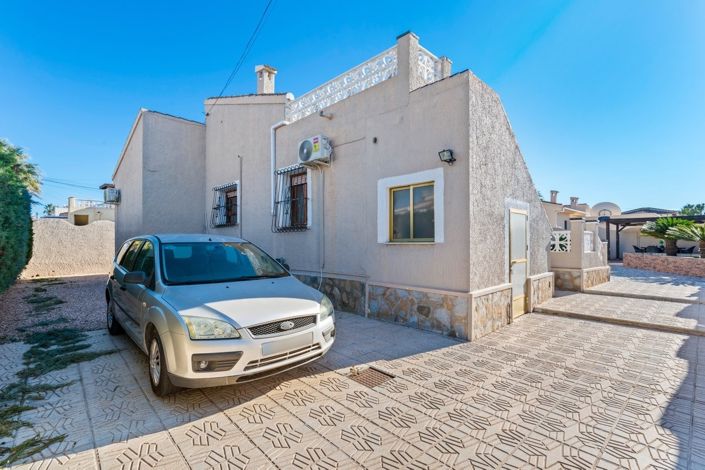 Image No.33-3 Bed Villa for sale