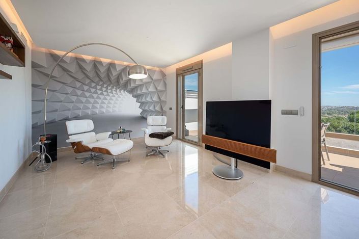 Image No.7-3 Bed Apartment for sale