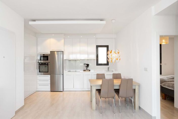 Image No.11-2 Bed Apartment for sale