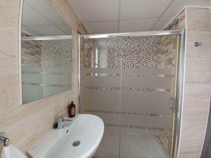 Image No.11-3 Bed Apartment for sale