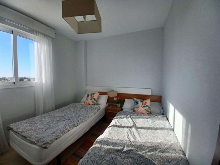 Image No.12-3 Bed Apartment for sale