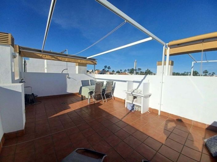 Image No.21-3 Bed Apartment for sale