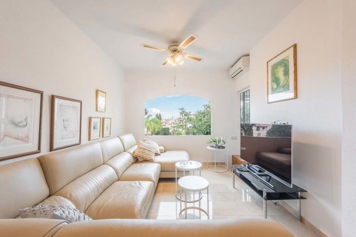 Image No.10-Maison de ville de 4 chambres à vendre à Estepona