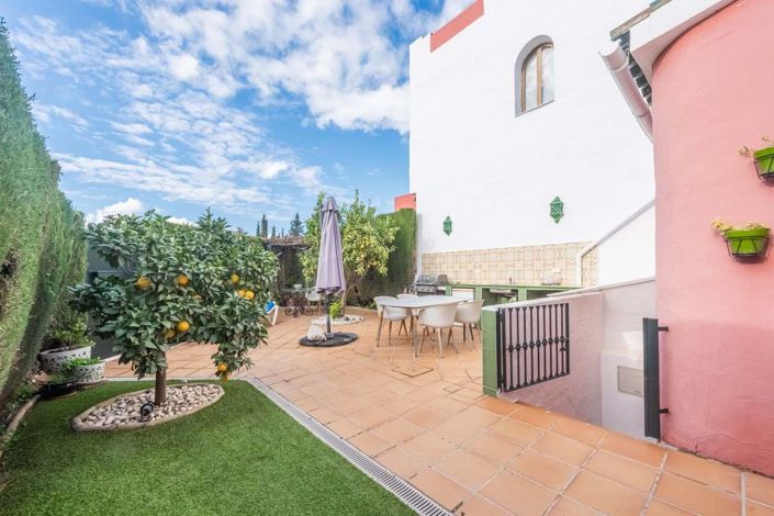 Image No.35-Maison de ville de 4 chambres à vendre à Estepona