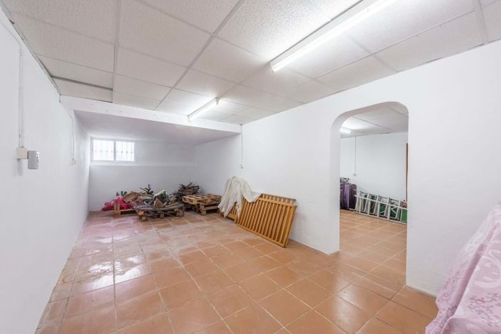 Image No.38-Maison de ville de 4 chambres à vendre à Estepona