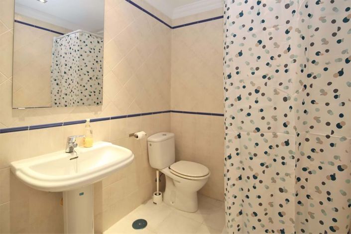 Image No.18-2 Bed Apartment for sale