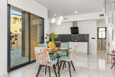 1447-522955-78d1f4f8b6655591b02d22fabb36a692d