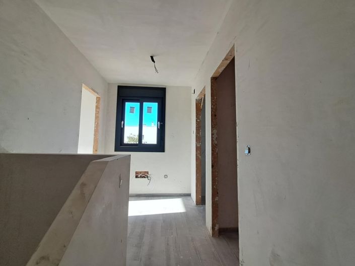 Image No.21-3 Bed Villa for sale