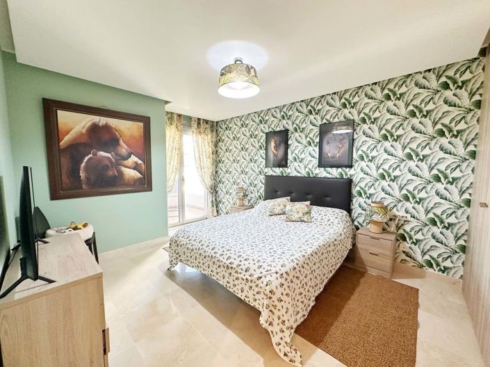 Image No.13-3 Bed Apartment for sale