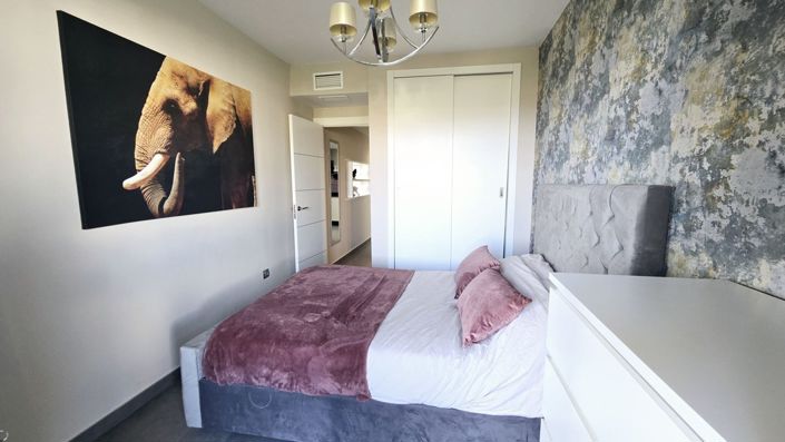 Image No.25-2 Bed Apartment for sale