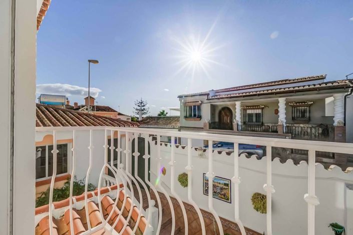 Image No.29-4 Bed Villa for sale