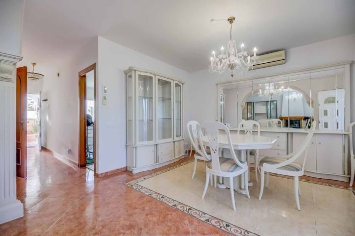 Image No.6-4 Bed Villa for sale