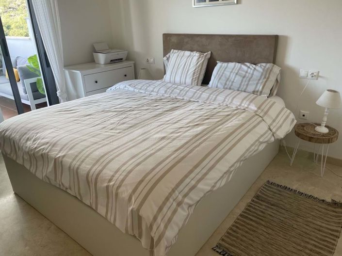 Image No.17-2 Bed Apartment for sale