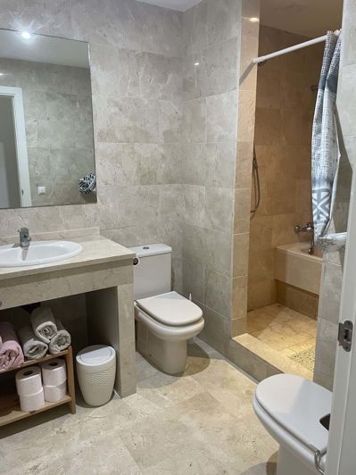 Image No.22-2 Bed Apartment for sale