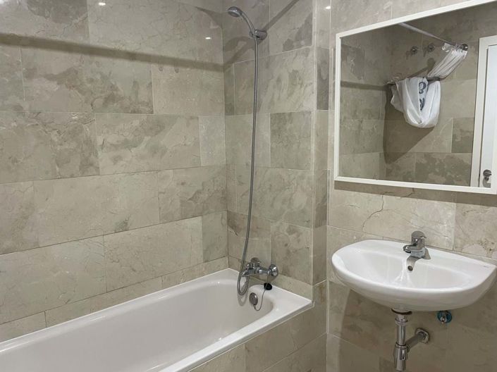 Image No.23-2 Bed Apartment for sale