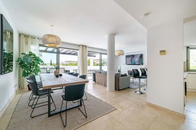 1447-527816-78d1f4f8b6655591b02d22fabb36a692d