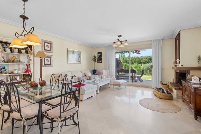 Image No.11-Maison de ville de 4 chambres à vendre à Estepona