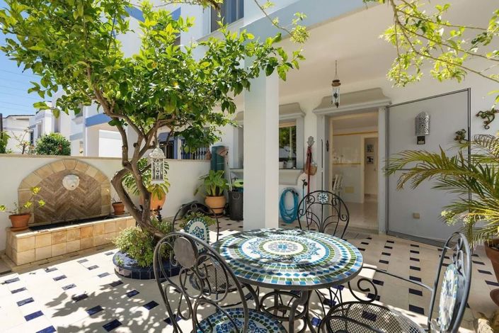 Image No.6-Maison de ville de 4 chambres à vendre à Estepona