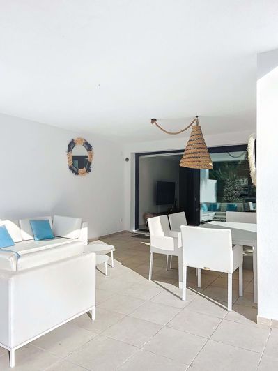 Image No.3-Appartement de 3 chambres à vendre à Estepona