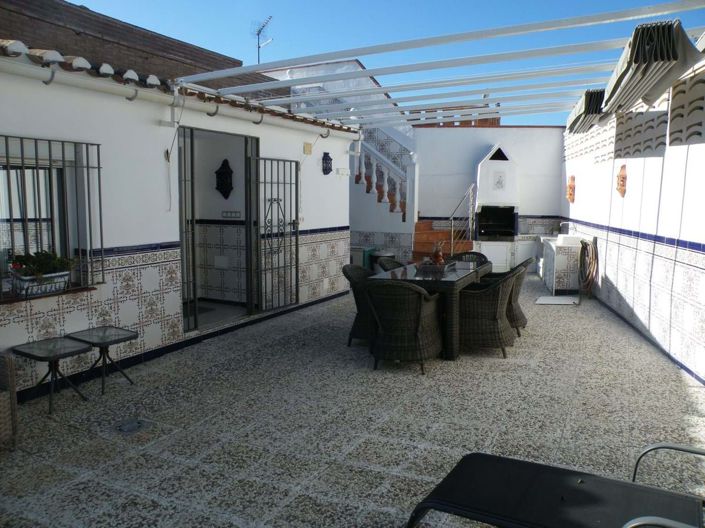 Image No.12-3 Bed Villa for sale