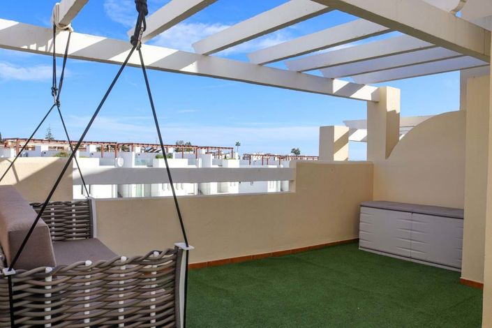 Image No.26-3 Bed Townhouse for sale