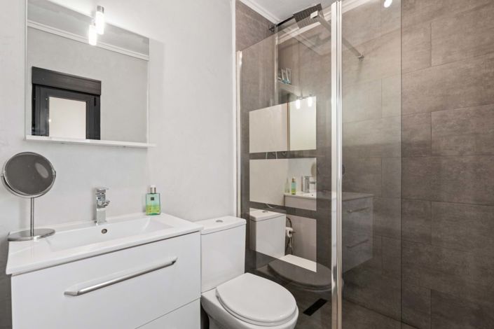 Image No.13-3 Bed Villa for sale