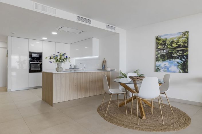 Image No.14-3 Bed Apartment for sale