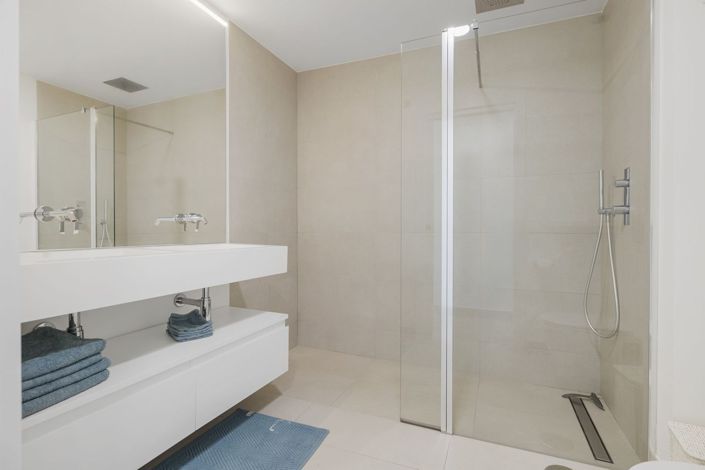 Image No.51-3 Bed Apartment for sale