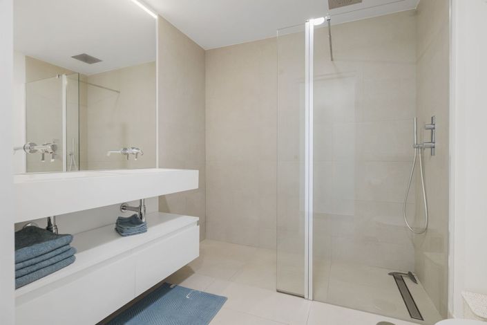 Image No.52-3 Bed Apartment for sale