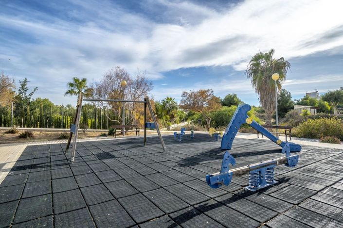 Image No.36-3 Bed Townhouse for sale