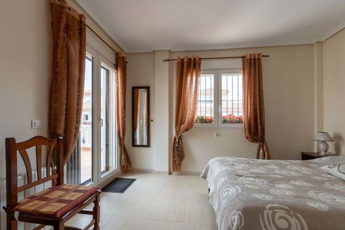 Image No.17-3 Bed Villa for sale