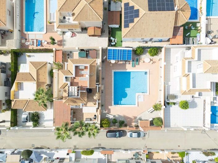 Image No.3-3 Bed Villa for sale