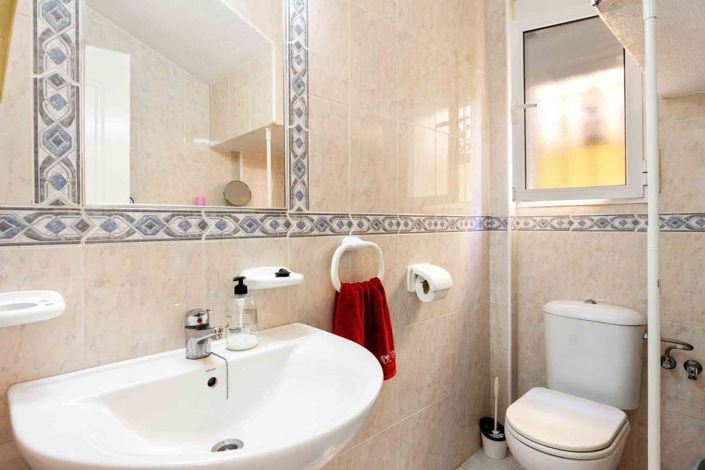 Image No.13-2 Bed Villa for sale