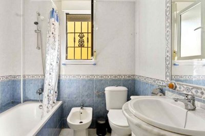 1447-530595-78d1f4f8b6655591b02d22fabb36a692d