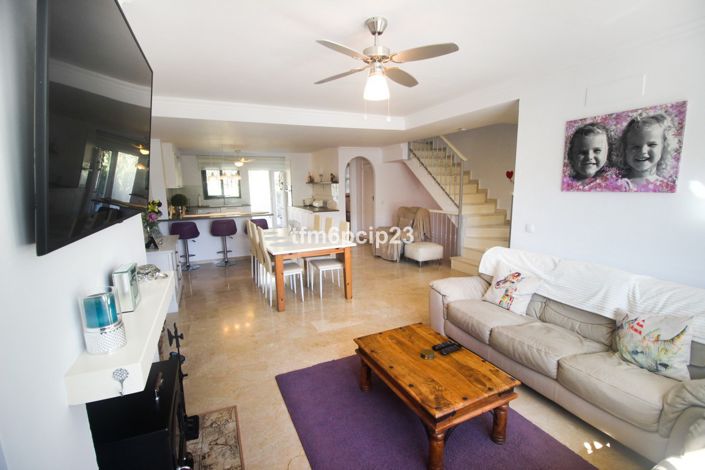 Image No.3-3 Bed Townhouse for sale