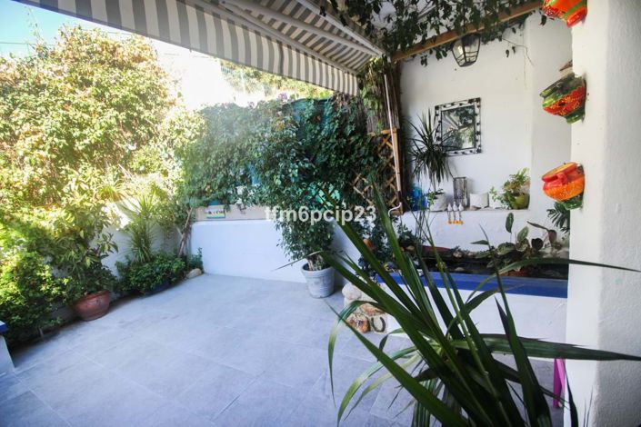 Image No.32-3 Bed Townhouse for sale