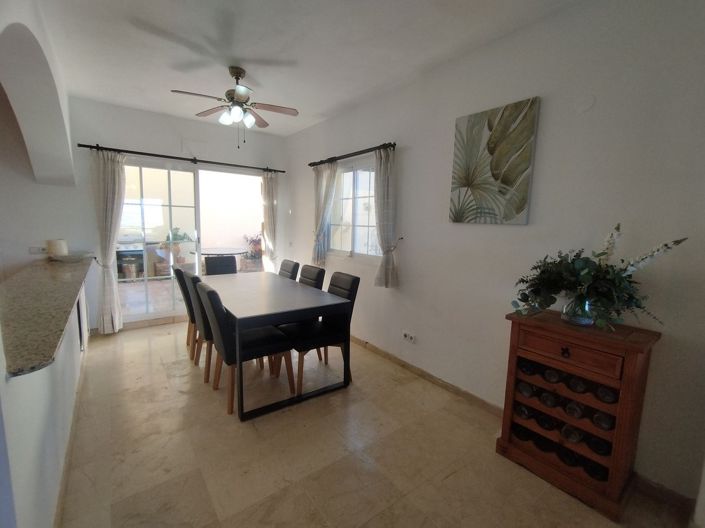 Image No.16-3 Bed Townhouse for sale