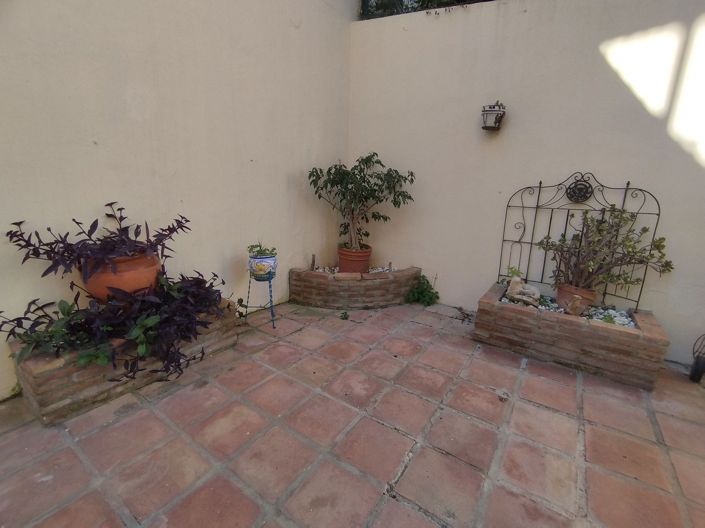 Image No.22-3 Bed Townhouse for sale