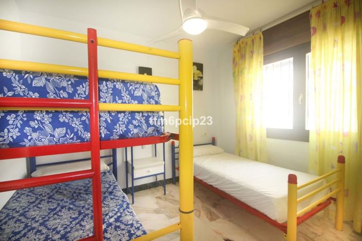 Image No.29-5 Bed Townhouse for sale