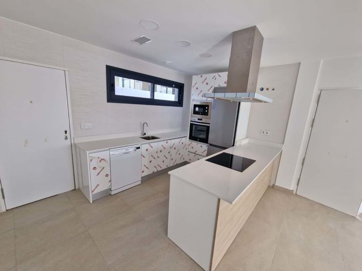 Image No.7-Villa de 4 chambres à vendre à Malaga