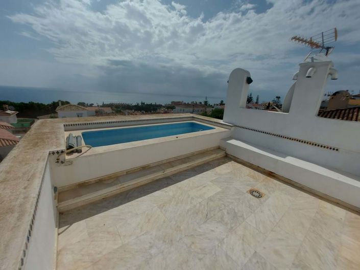 Image No.13-3 Bed Townhouse for sale