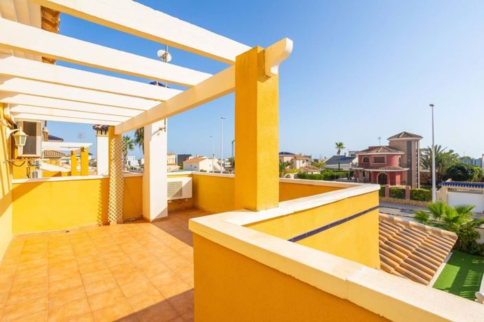 Image No.31-4 Bed Villa for sale